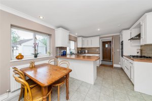 Fulbourn Road, Teversham picture 5