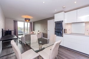 Austin Drive, Trumpington picture 2