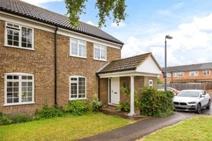 Gayton Close, Trumpington picture 1