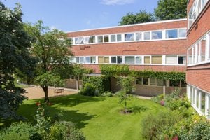 Gilmerton Court, Trumpington picture 1