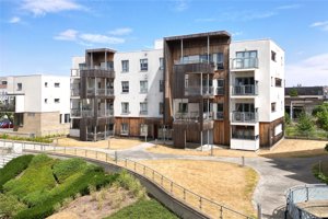 Glenalmond Avenue, Cambridge picture 1