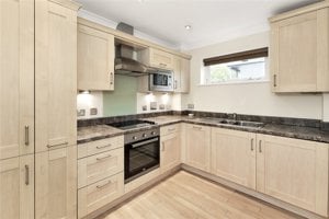 Henslow House, 18 Long Road picture 2