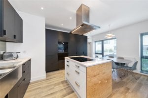 Whittle Avenue, Trumpington picture 5