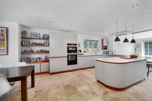Comberton Road, Toft picture 3