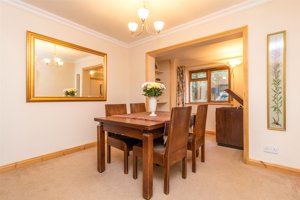 East Drive, Highfields Caldecote picture 5