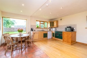 East Drive, Highfields Caldecote picture 3