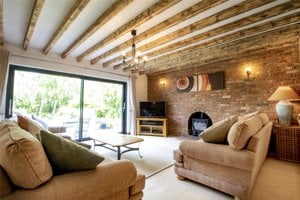 Hall Drive, Hardwick picture 2