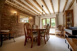 Hall Drive, Hardwick picture 5