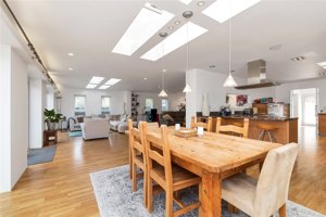 Hall Drive, Hardwick picture 6