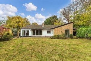 Orchard Close, Elsworth picture 1