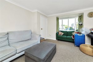 Butcher Close, Milton picture 3