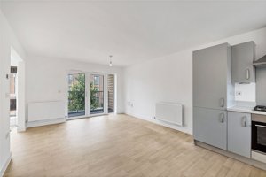 Falmouth Avenue, Cambridge picture 5