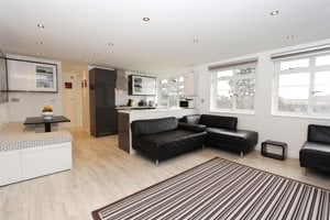 Manor Court, Pinehurst picture 3