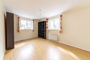 Wellbrook Way, Girton picture 5