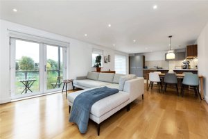 Fitzgerald Place, Cambridge picture 1