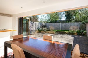 Seaby's Yard, Richmond Road picture 3
