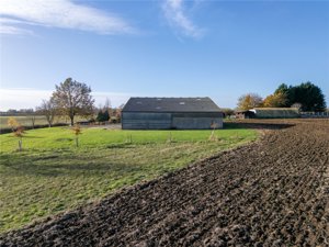 Barn At  School House Farm, Lenton Road, Ingoldsby picture 6
