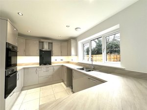 The Paddocks, Blofield Heath picture 2