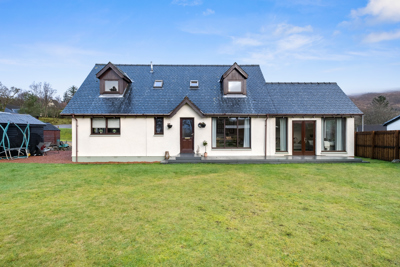 Front Of Property2.jpg
