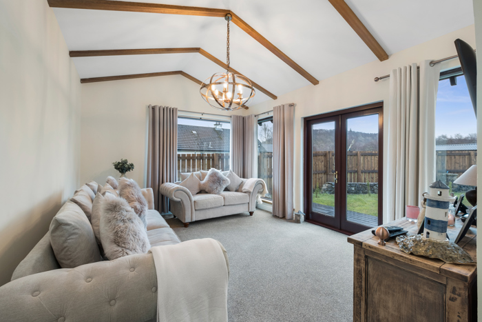 Living Room1.jpg