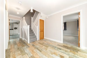 Bonds Crescent, Cambridge Road picture 6